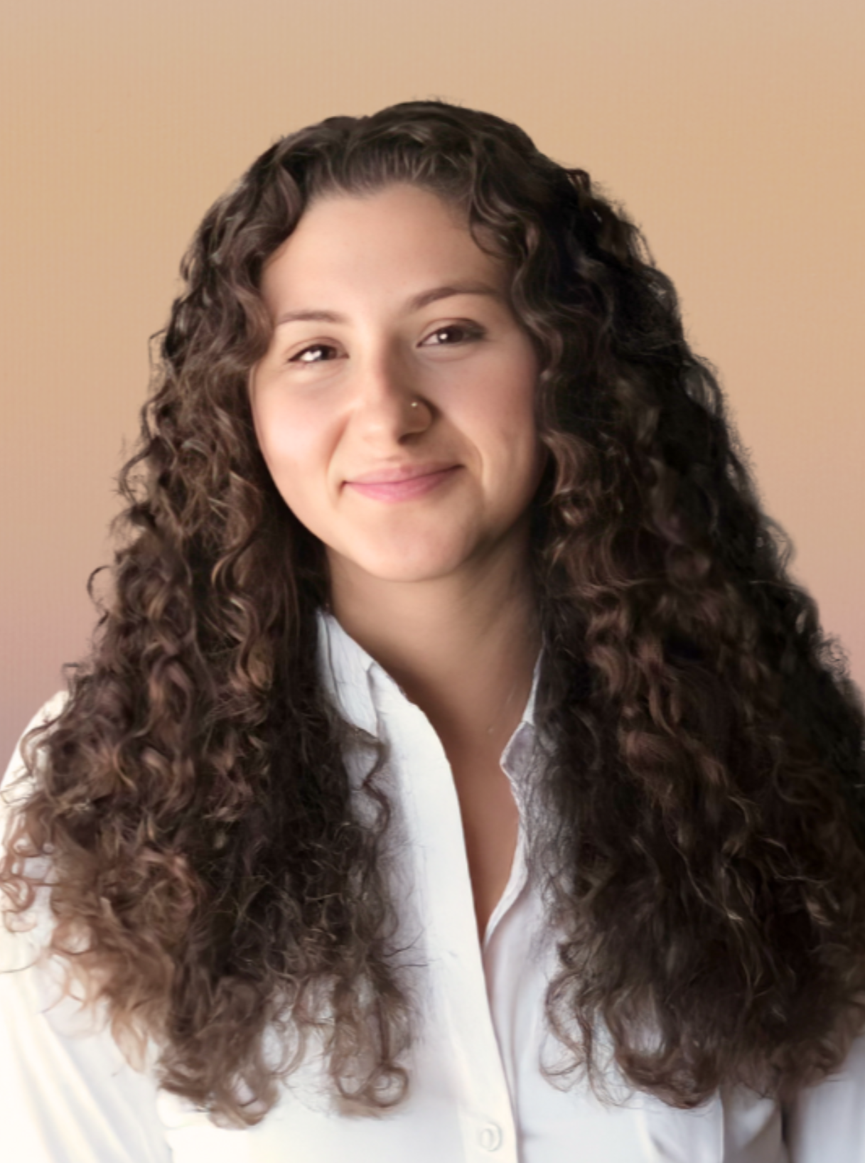 Portrait of Gabi Basile, clinician at Repose